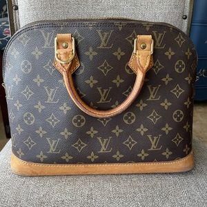 Louis Vuitton Alma⭐️UC Authentic!